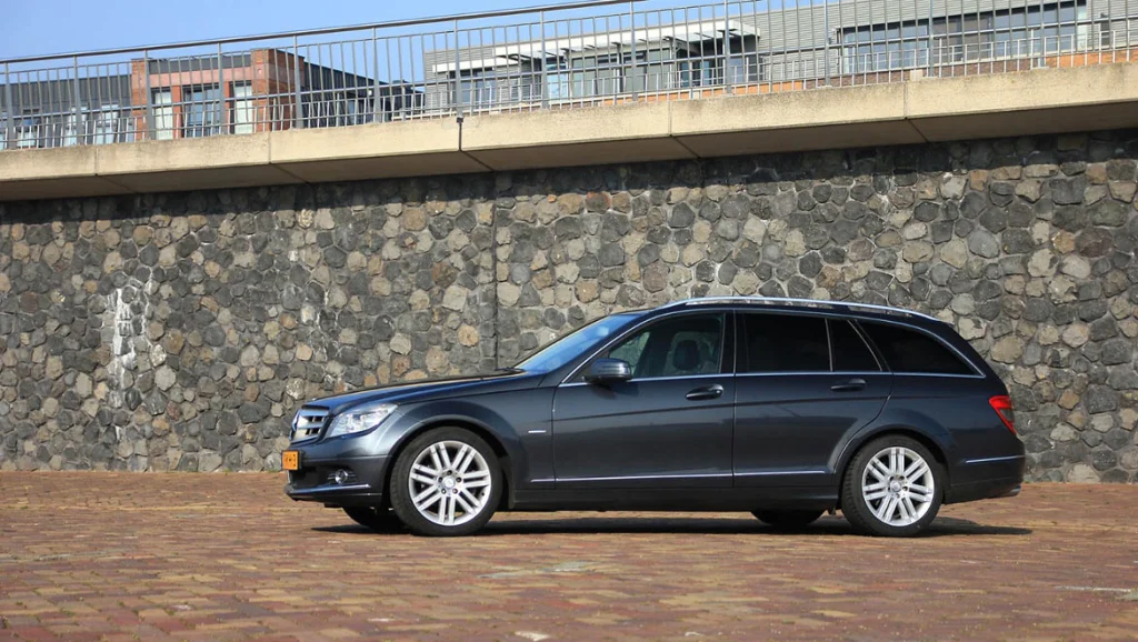 Mercedes S204 220CDI